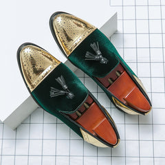 Mocassins noirs et verts faits à la main en cuir suédé