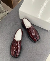PU Leather solid color lace-up British style shoe