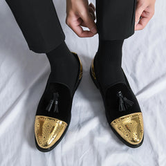 Mocassins noirs et verts faits à la main en cuir suédé
