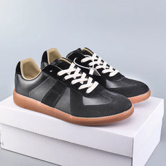 Lightweight sneakers retro shoes
