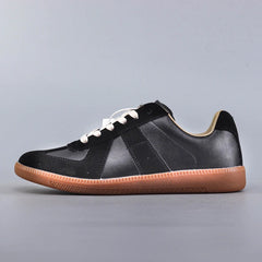 Lightweight sneakers retro shoes