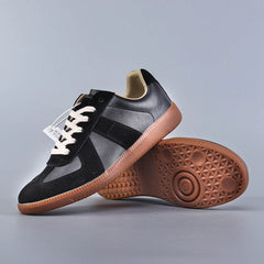 Lightweight sneakers retro shoes