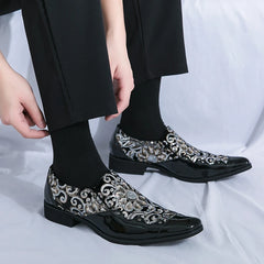 Loafers Fashion Tiger Gold metal Men Flats Shoe