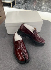 PU Leather solid color lace-up British style shoe
