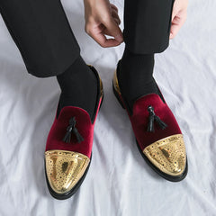 Mocassins noirs et verts faits à la main en cuir suédé