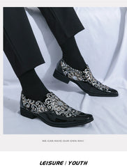 Loafers Fashion Tiger Gold metal Men Flats Shoe