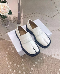 PU Leather solid color lace-up British style shoe