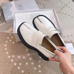 PU Leather solid color lace-up British style shoe