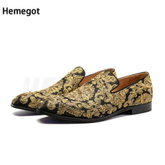 Men Gold Embroidery Loafers Round Toe Slip-On Flat Leisure Men Shoes